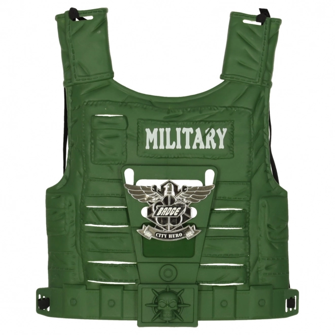 Ensemble militaire avec gilet, fusil et jumelles