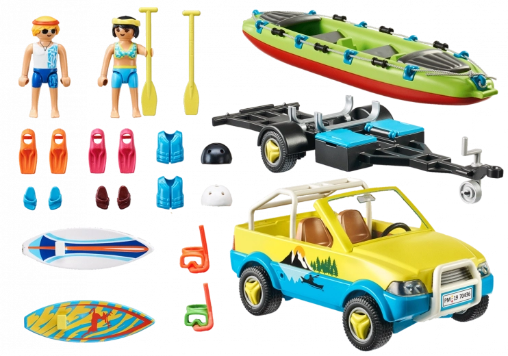 Voiture et remorque prêtes pour toutes les aventures à la plage