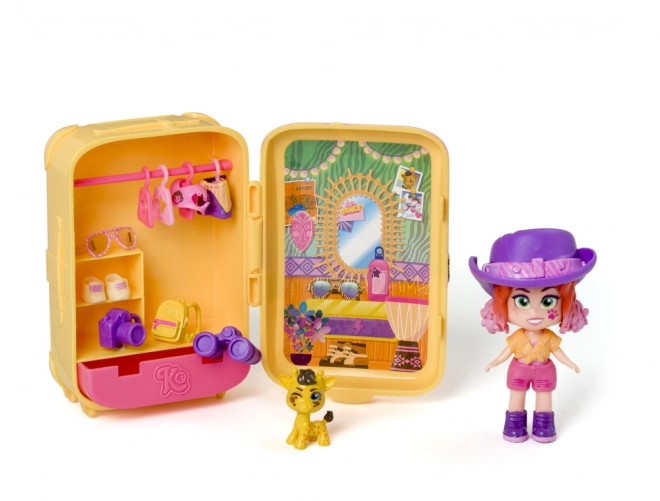 KookyLoos - Jane dans une valise avec accessoires