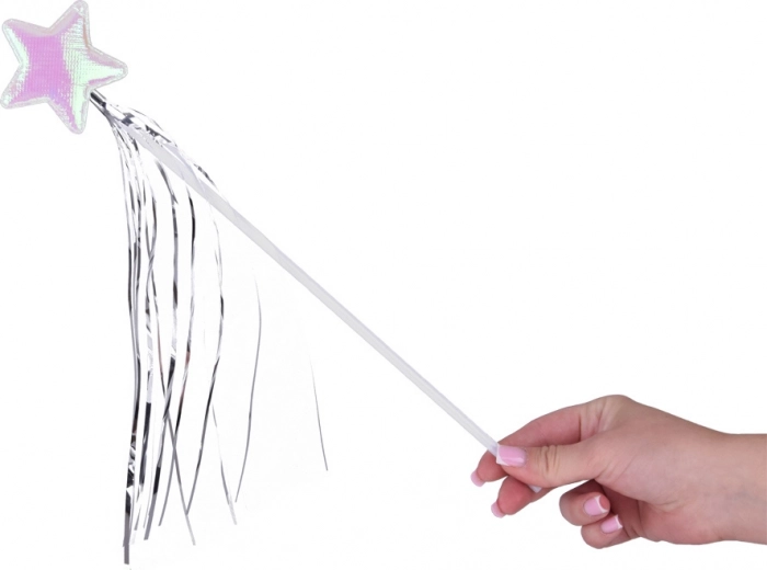 Auréole et baguette étoilée pour un effet féerique