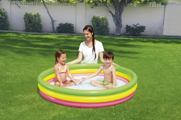 Piscine pour enfants gonflable colorée 152x30cm en boîte 30x24x7cm 2+