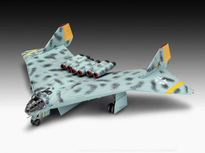 Maquette en plastique d'avion série P Arado AR E.555 1/72