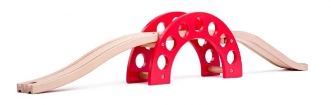 Pont en bois avec arche rouge pour trains