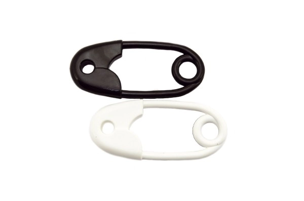 Hochet épingle plastique noir et blanc 12cm assortis 2 types en sachet 0m+