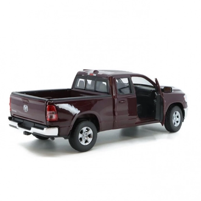 Modèle de voiture RAM 1500 2019 de Welly