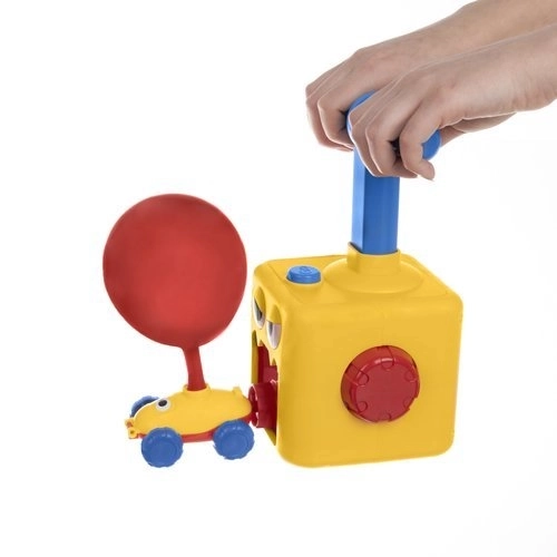 Voiture avec ballons gonflables