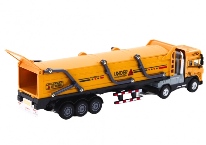 Modèle de Camion de Construction 1:24 avec Lumières et Sons - Jaune