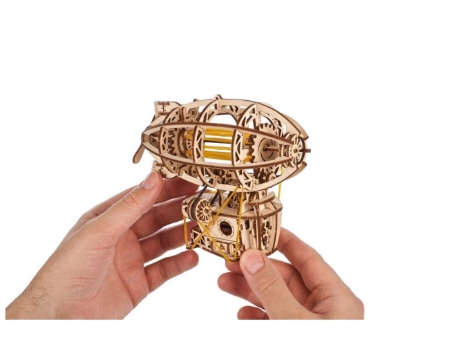 Ugears Kit de construction mécanique en bois 3D STEAMPUNK AIRSHIP