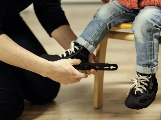 Grands revêtements protecteurs pour bottines noires