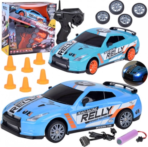 Voiture RC drift 1:24 avec télécommande, cônes et roues de rechange