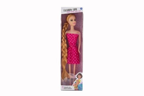 Poupée à longue tresse