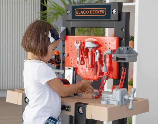 B&D Atelier Bricolo Center