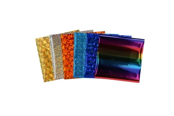Ensemble créatif de magie avec des images brillantes en feuille dans un sachet 22x27cm