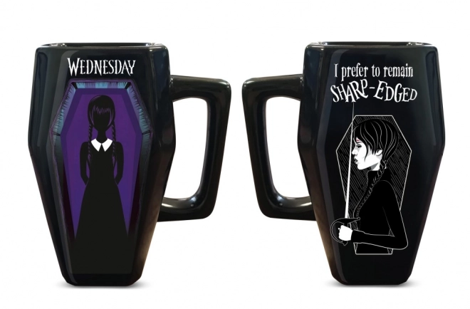 Tasse 3D en forme de cercueil avec motif Wednesday