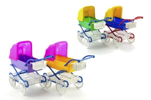 Poussette profonde en plastique 21 cm dans un sac
