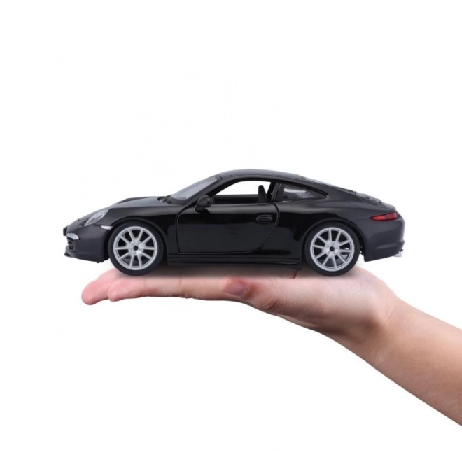 Modèle de voiture Porsche 911 Carrera S noir