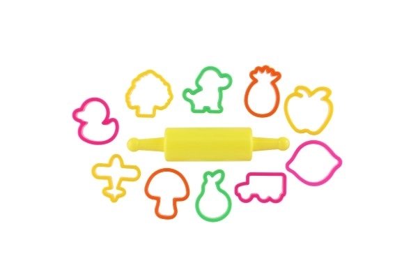 Emporte-pièces/Coupe-pâte NARA pour pâte à modeler avec rouleau plastique 11 pièces dans un sac 15x19cm