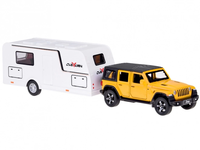 Voiture tout-terrain et caravane pour les vacances