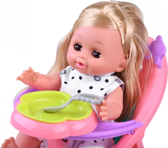 Chaise haute et accessoires pour le repas
