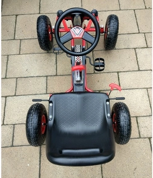 Kart à pédales pneumatique + Pneus gonflables + Siège réglable – Rouge