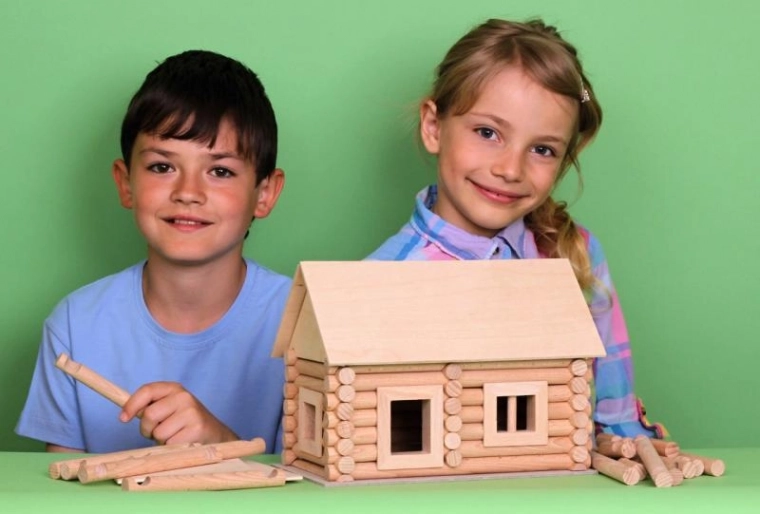 Vario mallette - Jeu de construction en bois 72 pièces
