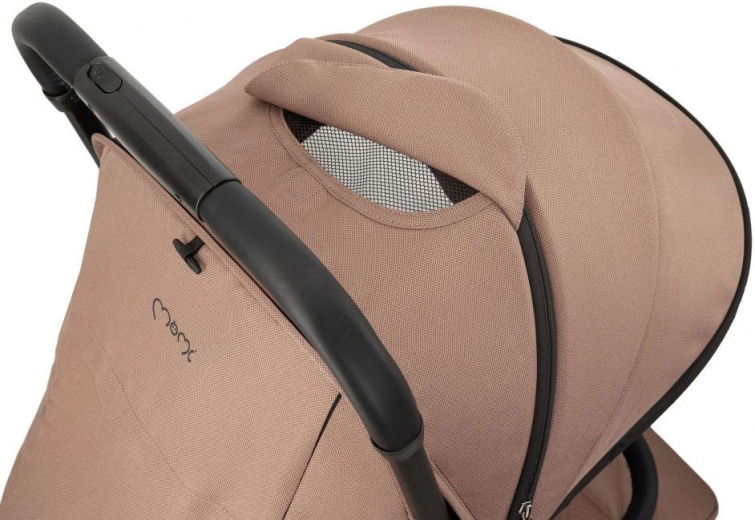 Canopy confortable avec fenêtre de contrôle et ventilation