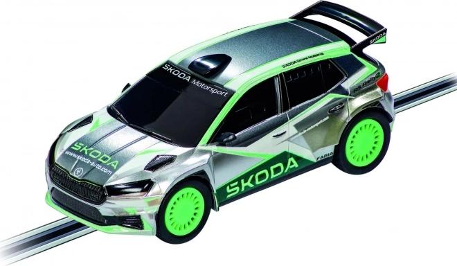 Voiture pour circuit Carrera GO!!! Škoda Fabia RS Rally2 1:43