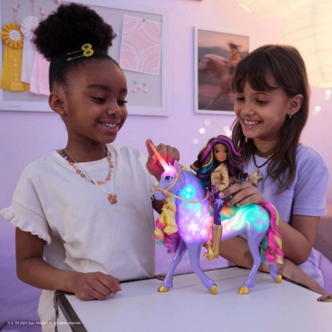 UNICORN ACADEMY LICORNE LUMINEUSE WILDSTAR AVEC POUPÉE SOPHIA 24cm