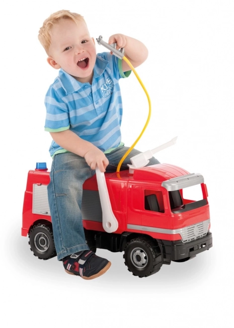 Camion de pompiers Mercedes avec lance à eau 60cm