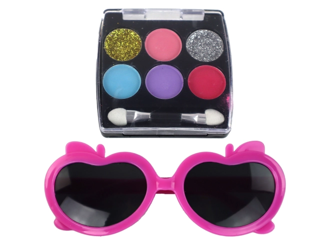 Des couleurs joyeuses et des paillettes pour chaque look