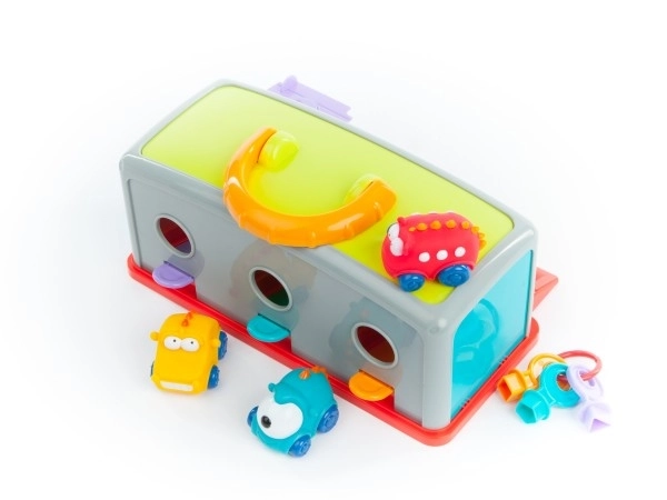 Garage pour petites voitures avec trois voitures et accessoires