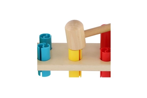 Marteau en bois avec chevilles en plastique Classic World