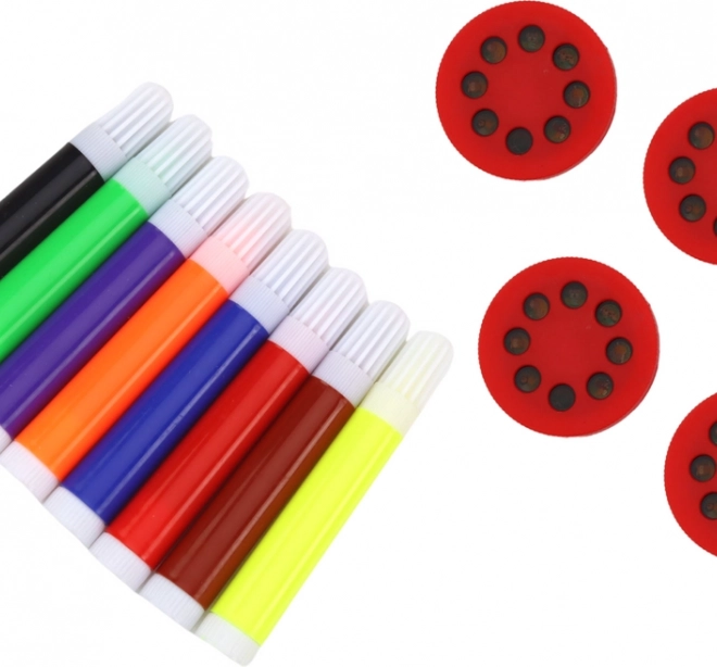 Feutres de couleur inclus dans le coffret
