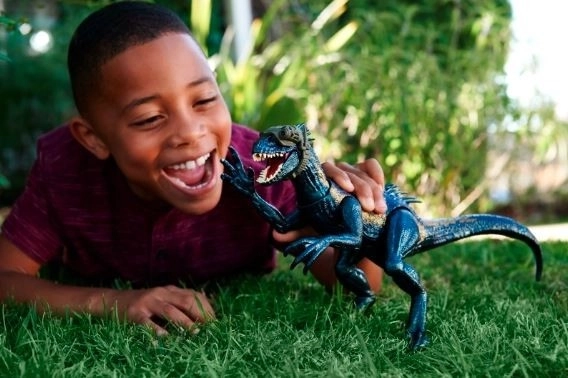 Jurassic World Indoraptor Attaquant avec Sons
