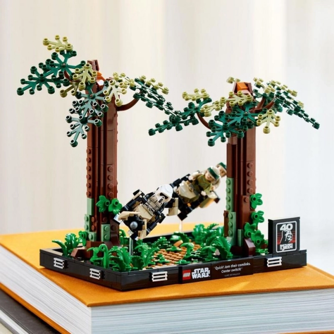 LEGO® Star Wars™ 75353 Chasse à Speeder sur la planète Endor™ – diorama