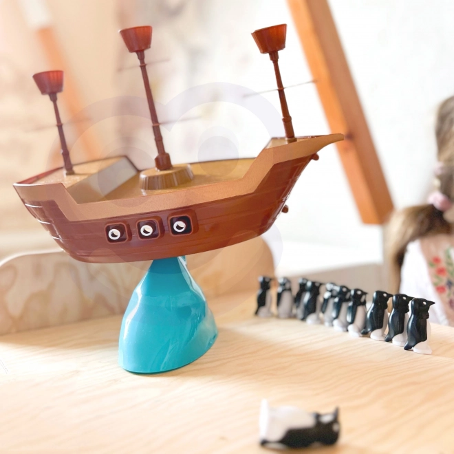 Jeu d'aventure bateau pirate avec des pingouins