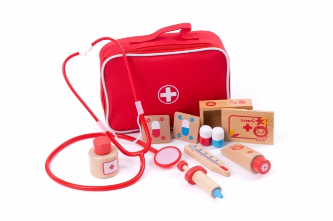 Ensemble de docteur dans une mallette en bois