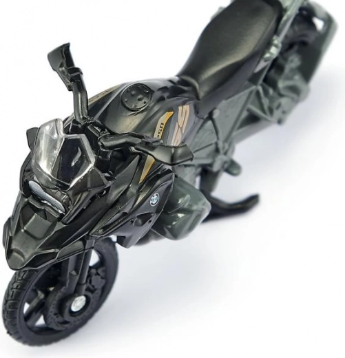 Pneus en caoutchouc pour un déplacement fluide