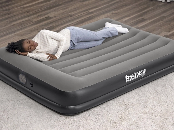 Matelas gonflable Tritech avec pompe USB