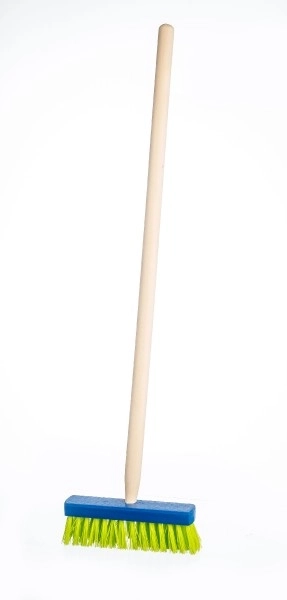 Balai bleu avec manche en bois - 80 cm
