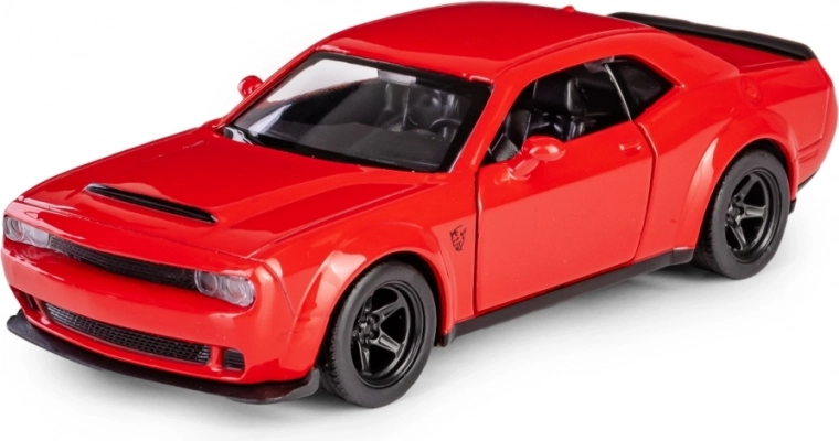 Carrosserie métallique et pneus en caoutchouc