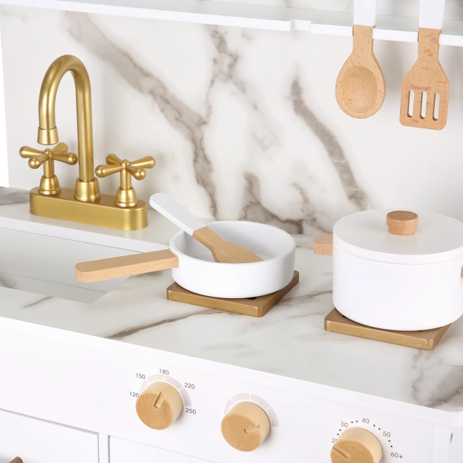 Cuisine en bois pour enfants – blanche avec design marbré