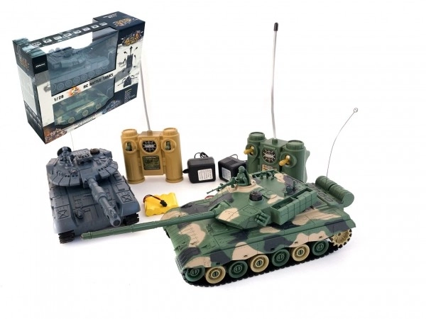 Tank RC 2ks 33cm bataille de chars avec son et lumière dans une boîte 42x32x14cm