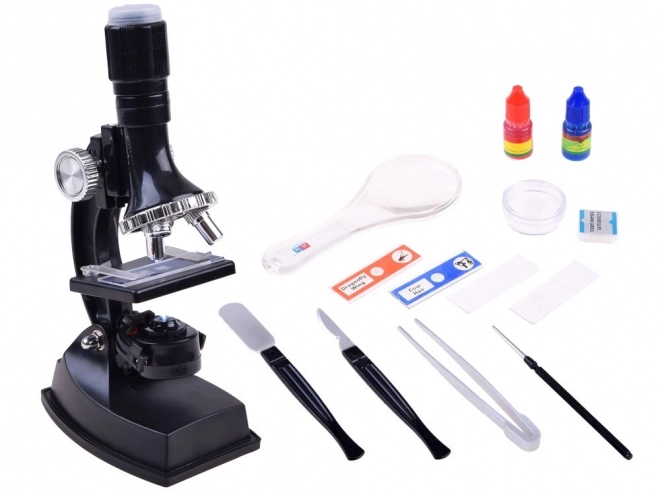 Microscope avec accessoires pour jeune scientifique