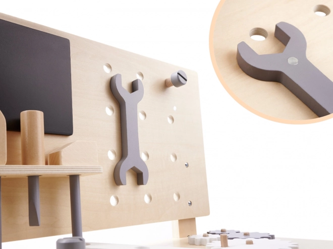 Atelier en bois avec outils
