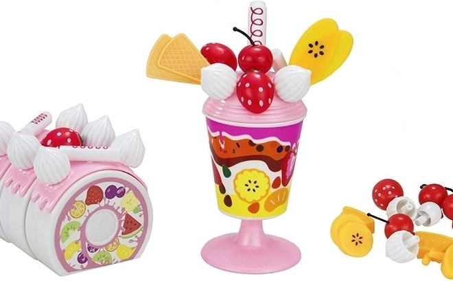 Coupes glacées et doux accessoires