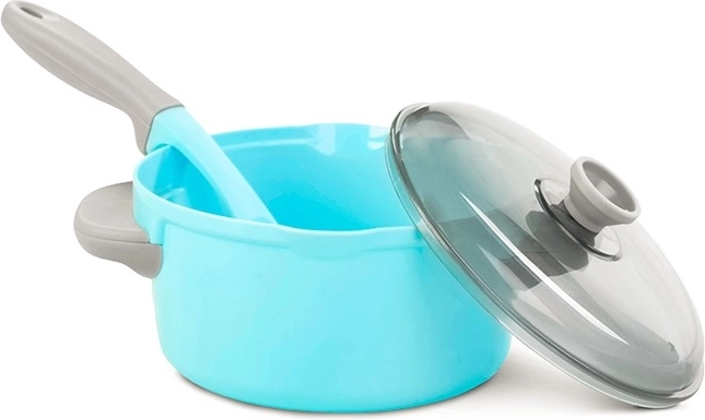 Casserole avec couvercle et accessoires pour un menu complet