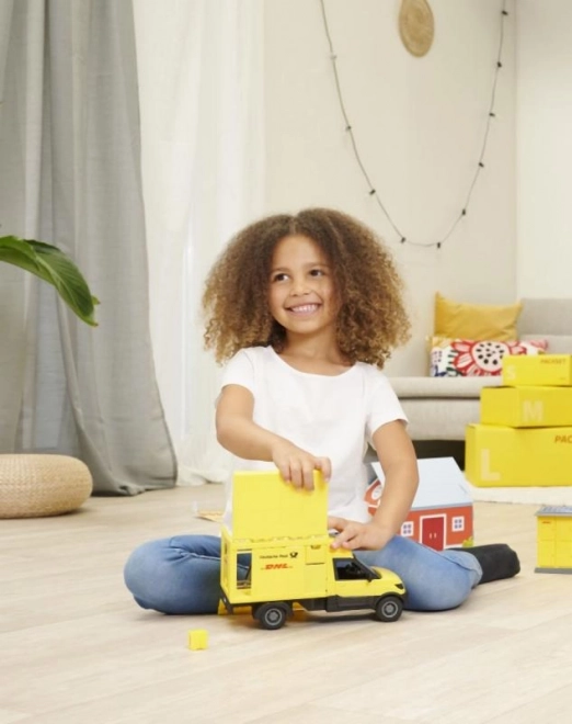 Ensemble avec véhicule DHL 25 cm City