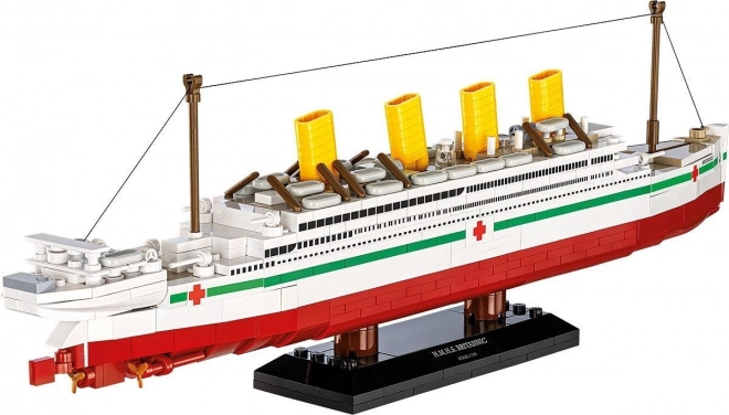 Modèle de navire H.M.H.S. Britannic 1:700