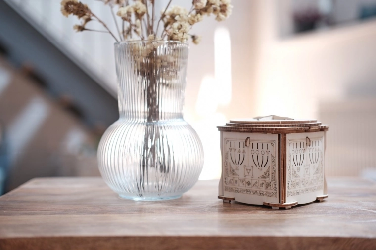 Une manière originale d’offrir de l’argent et des bijoux